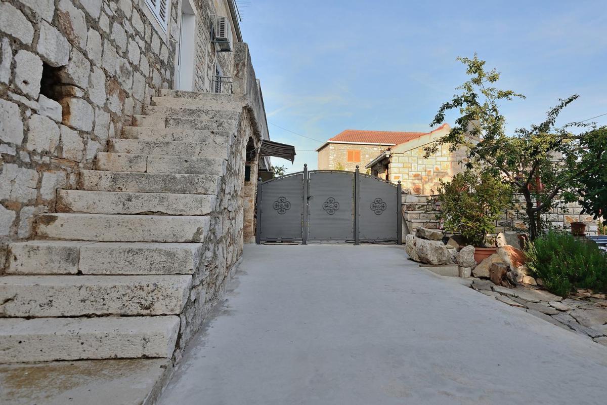 House Tihana Donje Selo na Šolti Exteriör bild